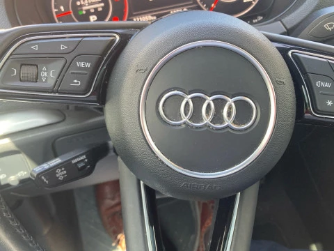 Audi A3 AUDI  Sedan 2.0TDI S tronic 110kW