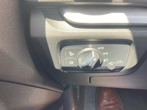 Audi A3 AUDI  Sedan 2.0TDI S tronic 110kW
