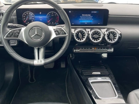 Mercedes-Benz Clase A 180 d Progressive (EURO 6e)