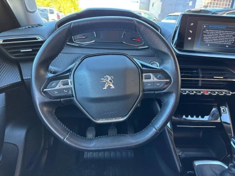 Peugeot 2008 Allure BlueHDI 81kW (110CV)