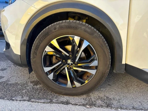 Peugeot 2008 Allure BlueHDI 81kW (110CV)