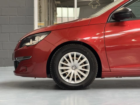 Peugeot 308 5p Access 1.6 BlueHDi 73KW (100CV)