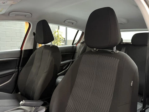 Peugeot 308 5p Access 1.6 BlueHDi 73KW (100CV)