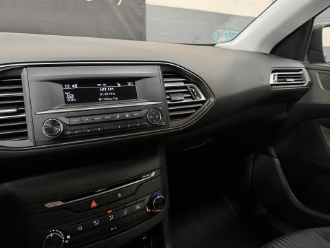 Peugeot 308 5p Access 1.6 BlueHDi 73KW (100CV)