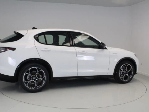 Alfa Romeo Stelvio VELOCE 2.2 JTDM 160CV