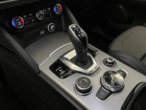 Alfa Romeo Stelvio VELOCE 2.2 JTDM 160CV