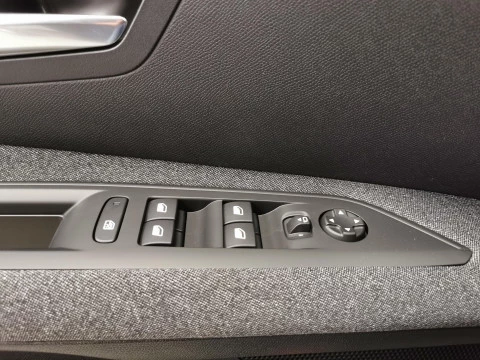 Peugeot 3008 1.2 PureTech 96KW S&S Active Pack
