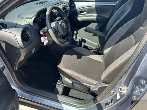 Toyota Aygo X Cross Cross Play