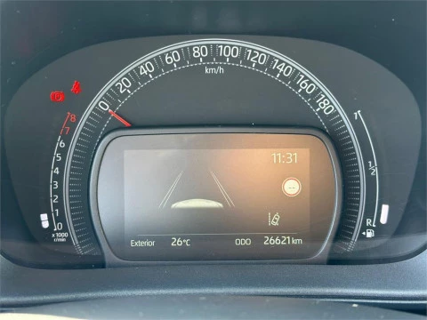 Toyota Aygo X Cross Cross Play