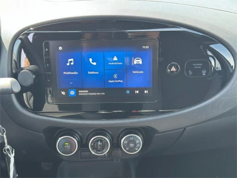 Toyota Aygo X Cross Cross Play