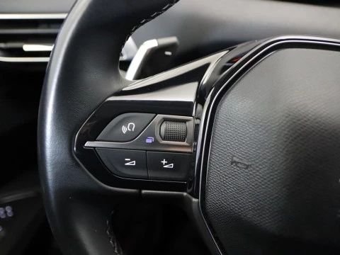 Peugeot 3008 1.6 HYBRID 225 E-AUTO ALLURE 5P