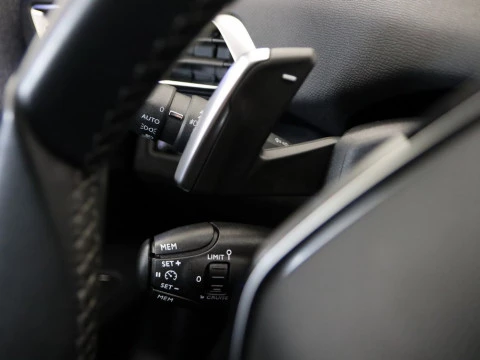 Peugeot 3008 1.6 HYBRID 225 E-AUTO ALLURE 5P