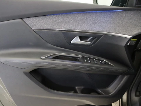 Peugeot 3008 1.6 HYBRID 225 E-AUTO ALLURE 5P