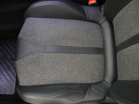 Peugeot 3008 1.6 HYBRID 225 E-AUTO ALLURE 5P