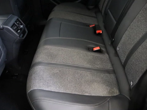 Peugeot 3008 1.6 HYBRID 225 E-AUTO ALLURE 5P