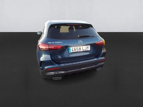 Mercedes-Benz GLA GLA 200 D 4MATIC