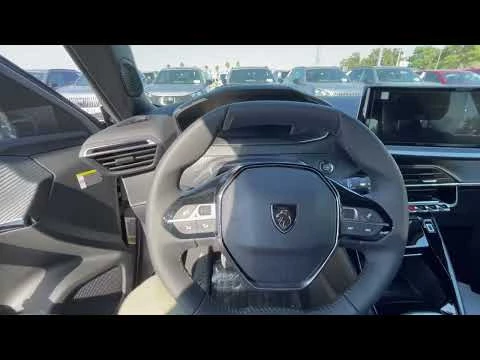 Peugeot 2008 Allure Gasolina 100 S&S 6 Vel. MAN