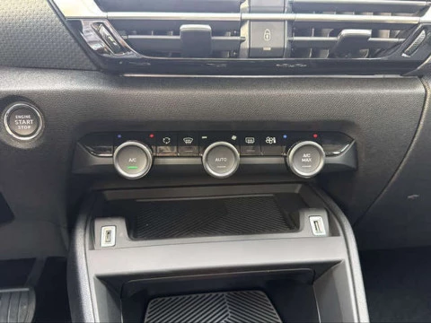 Citroën C4 Hybrid 145 Business Edition e-DCS6 107 kW (145 CV)