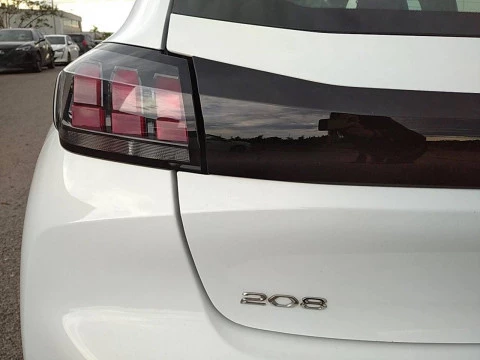 Peugeot 208 BlueHDi 73kW (100CV) Active