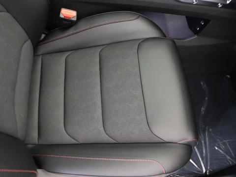 ICH-X K3 TODOTERRENO 2.0 TURBO GLP DCT 4WD 5P