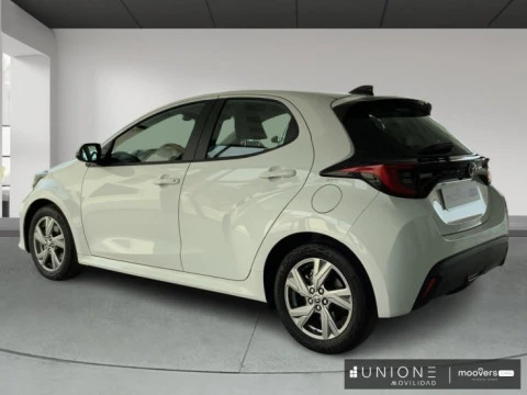 Toyota Yaris TOYOTA ACTIVE PLUS 120H