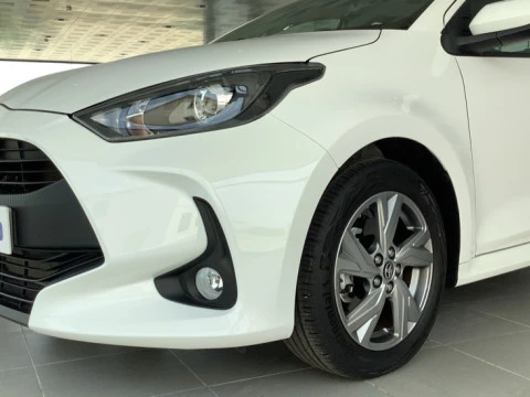 Toyota Yaris TOYOTA ACTIVE PLUS 120H