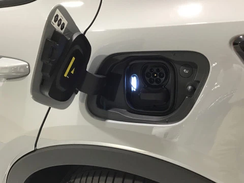 Volvo C40 Recharge Single Plus Auto