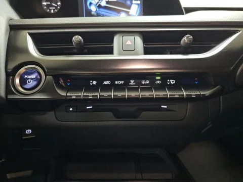 Lexus UX 2.0 250h Business