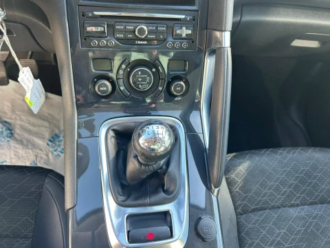 Peugeot 3008 Allure 1.6 BlueHDI 120 FAP