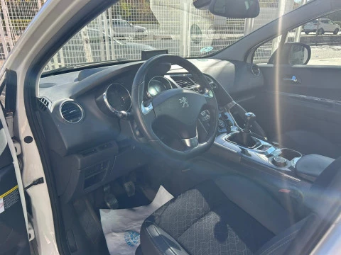 Peugeot 3008 Allure 1.6 BlueHDI 120 FAP