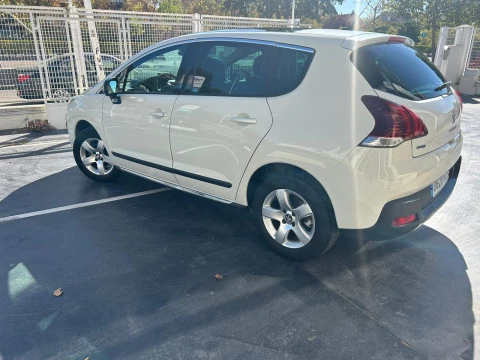 Peugeot 3008 Allure 1.6 BlueHDI 120 FAP