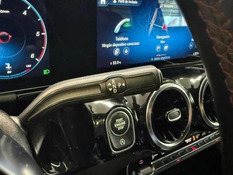 Mercedes-Benz GLA GLA 200 D