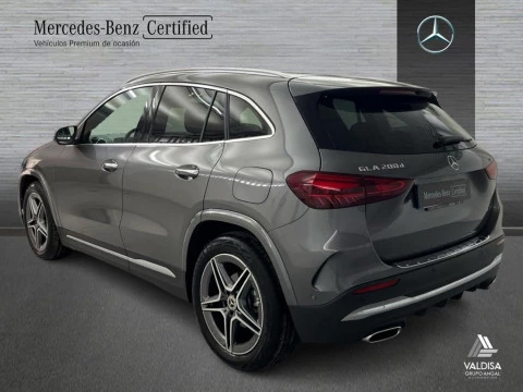 Mercedes-Benz GLA 200 d