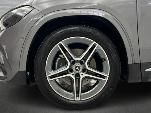 Mercedes-Benz GLA 200 d