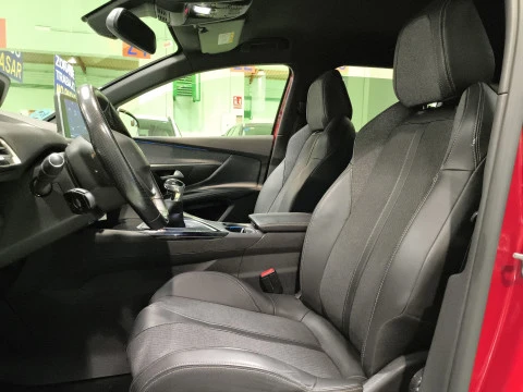 Peugeot 3008 PureTech 130 SANDS GT Line 96 kW (130 CV)