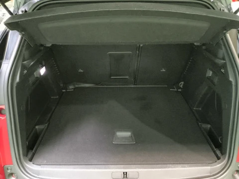Peugeot 3008 PureTech 130 SANDS GT Line 96 kW (130 CV)