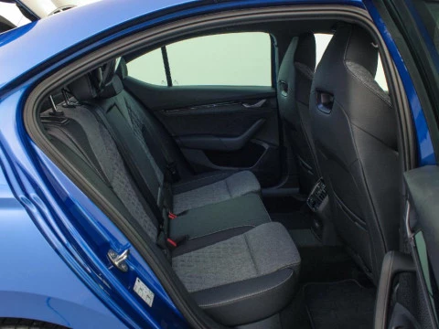 Skoda Octavia OCTAVIA SPORTLINE 2,0 TDI 110 KW (150 CV) DSG 7 VEL.