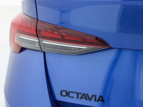 Skoda Octavia OCTAVIA SPORTLINE 2,0 TDI 110 KW (150 CV) DSG 7 VEL.