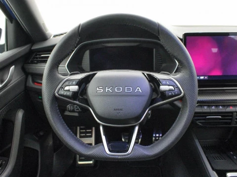 Skoda Octavia OCTAVIA SPORTLINE 2,0 TDI 110 KW (150 CV) DSG 7 VEL.