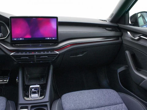 Skoda Octavia OCTAVIA SPORTLINE 2,0 TDI 110 KW (150 CV) DSG 7 VEL.