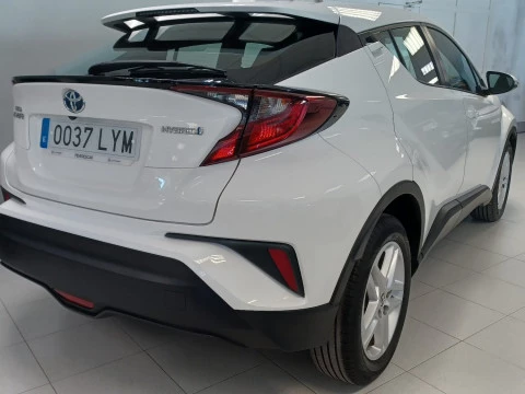 Toyota C-HR 1.8 125H Active