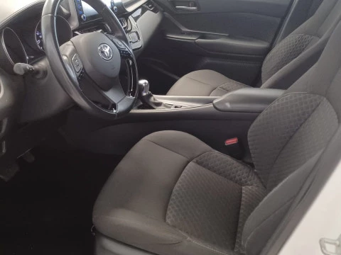 Toyota C-HR 1.8 125H Active
