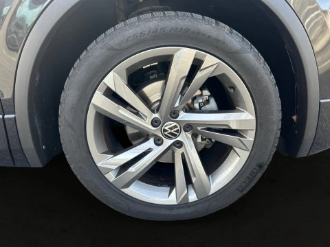 Volkswagen Tiguan R-Line 2.0 TDI 110kW (150CV) DSG 4Motion