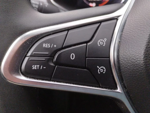 Renault Captur  E-TECH Hibrido Techno Fast Track 105kW