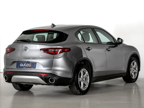 Alfa Romeo Stelvio 2.0 Gasolina 148kW (200CV) Super Q4