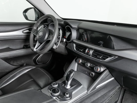 Alfa Romeo Stelvio 2.0 Gasolina 148kW (200CV) Super Q4