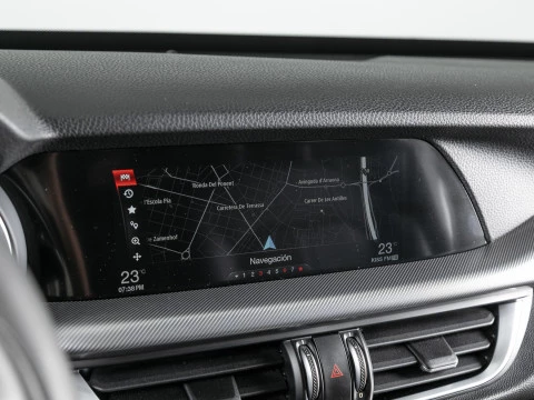 Alfa Romeo Stelvio 2.0 Gasolina 148kW (200CV) Super Q4