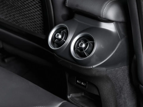 Alfa Romeo Stelvio 2.0 Gasolina 148kW (200CV) Super Q4