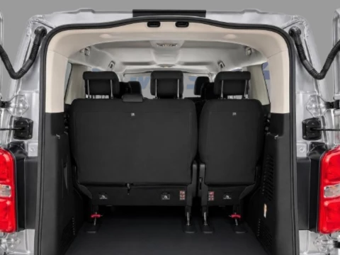 Toyota Proace Verso Shuttle L1 2.0D 106kW (145CV) 6MT VX 9p