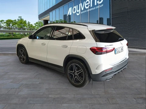 Mercedes-Benz GLA GLA 200 D